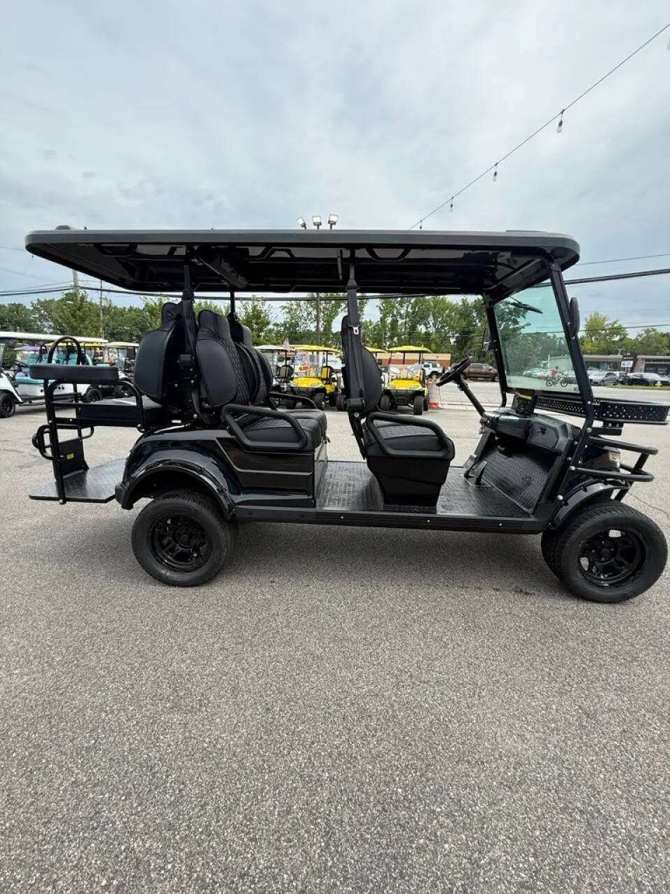 2025 Epic Carts E60L Lithium photo 6