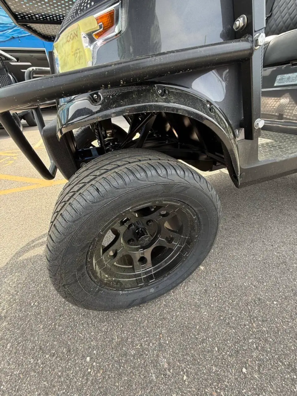 2025 Epic Carts E40L Lithium photo 9