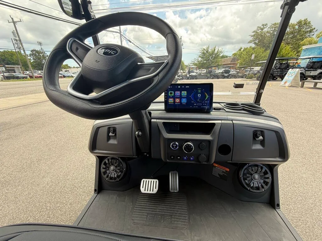 2025 Epic Carts E40FX Lithium photo 12