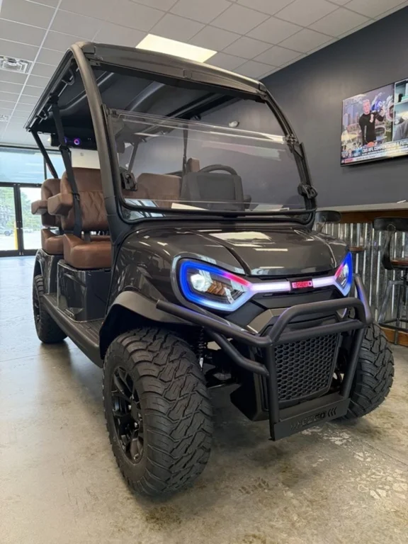 2027 E-Z-GO Liberty photo 7