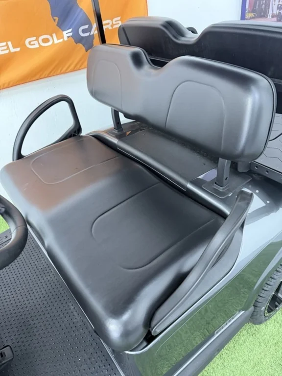 2021 E-Z-GO RXV ELiTE Lithium photo 6