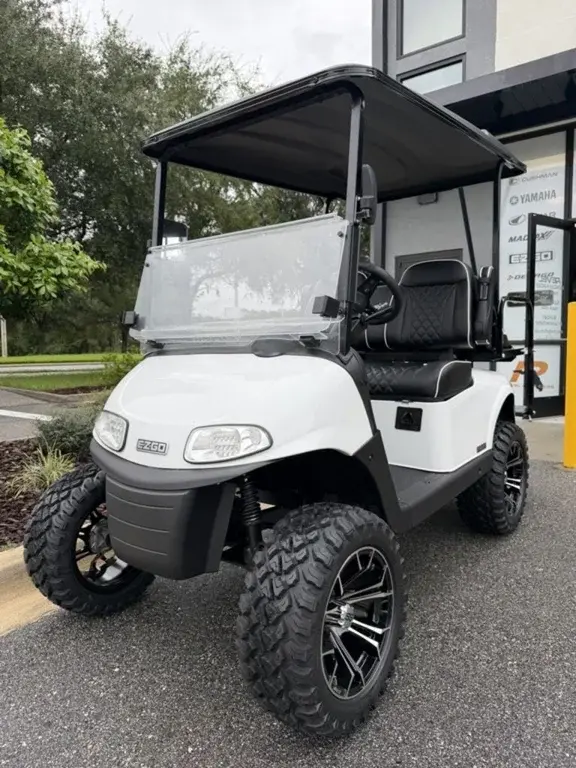 2020 E-Z-GO RXV photo 8
