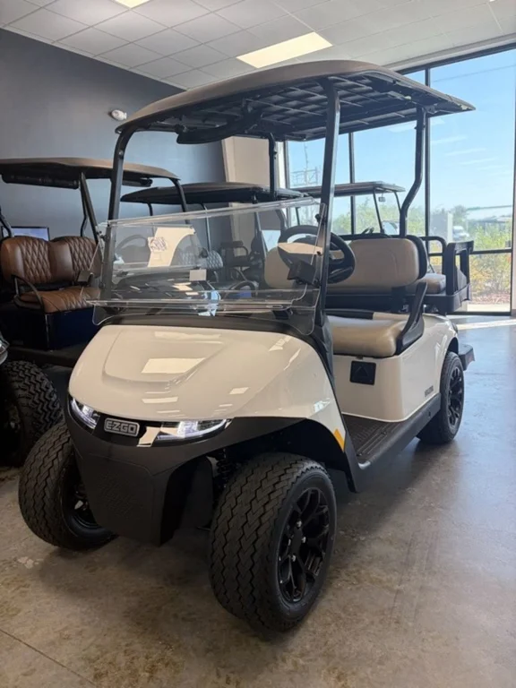2027 E-Z-GO Freedom ELiTE Lithium photo 6