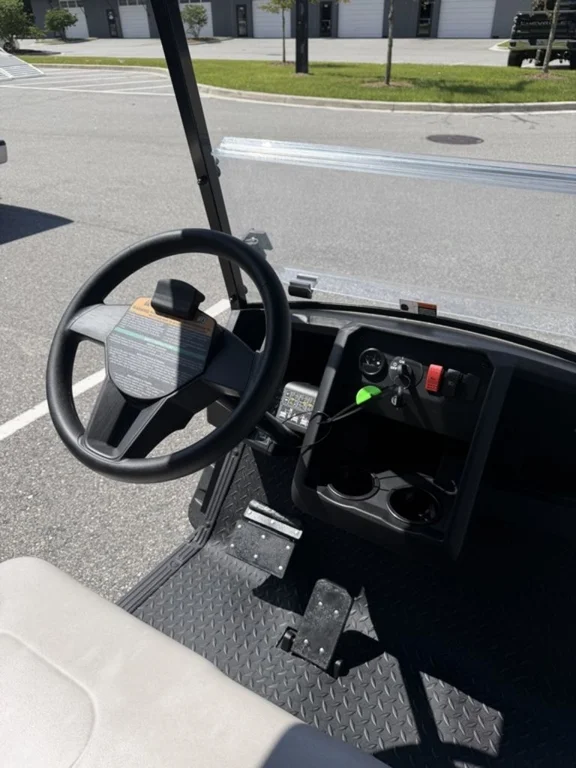 2027 Cushman Hauler 800X photo 4