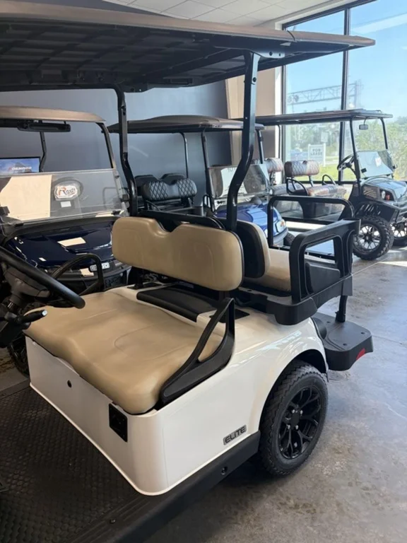 2027 E-Z-GO Freedom ELiTE Lithium photo 7
