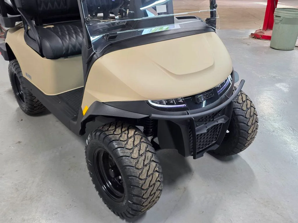 2026 E-Z-GO RXV ELiTE Lithium photo 25