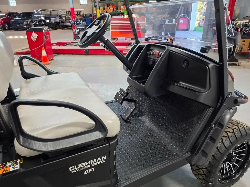 2027 Cushman Hauler 1200X photo 28