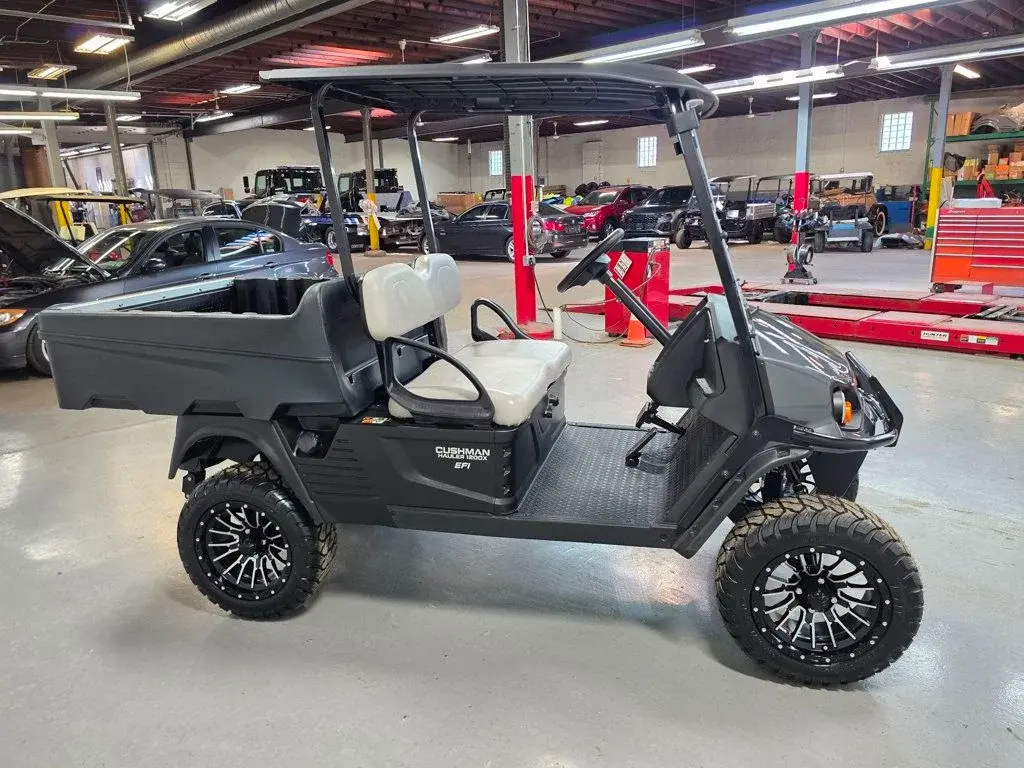 2027 Cushman Hauler 1200X photo 4