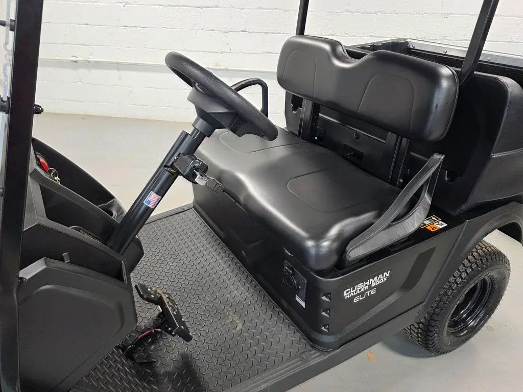 2027 Cushman Hauler 800X photo 11