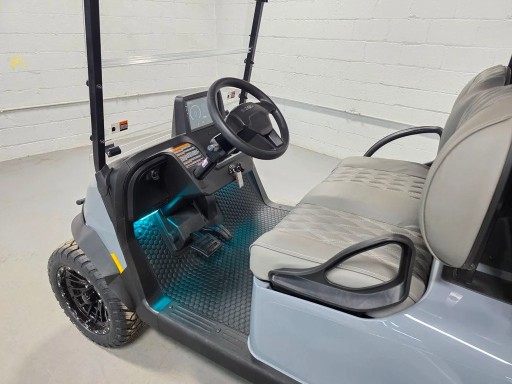 2026 E-Z-GO RXV ELiTE Lithium photo 12