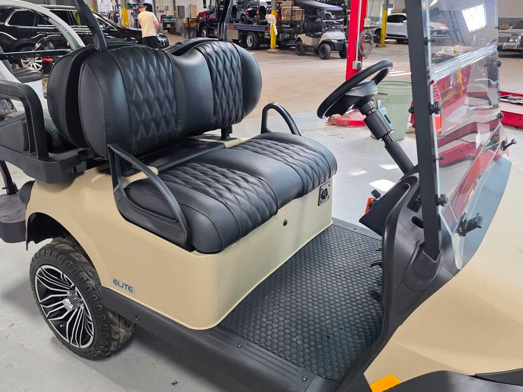 2026 E-Z-GO RXV ELiTE Lithium photo 27