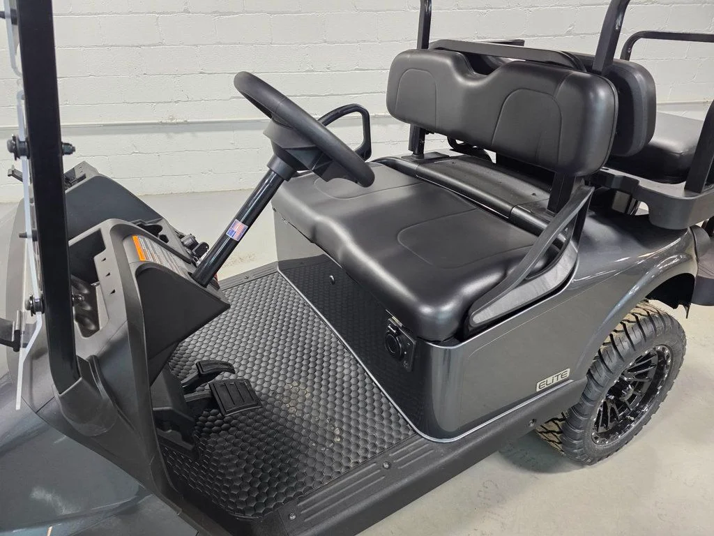 2026 E-Z-GO RXV ELiTE Lithium photo 12