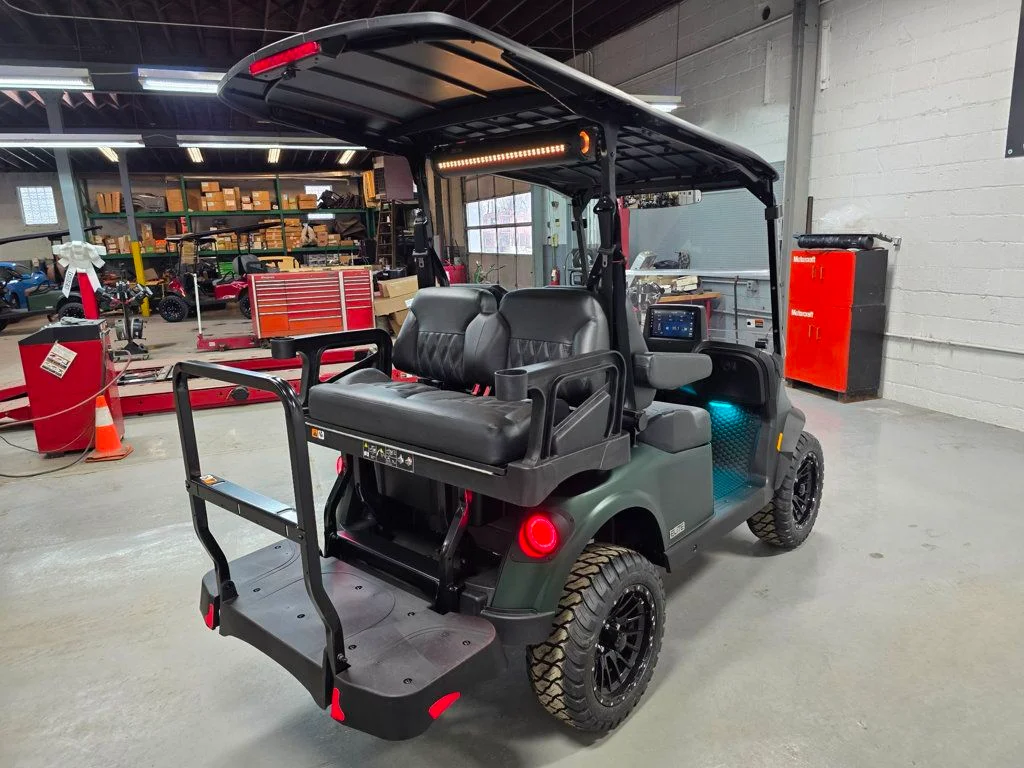 2026 E-Z-GO RXV ELiTE Lithium photo 6