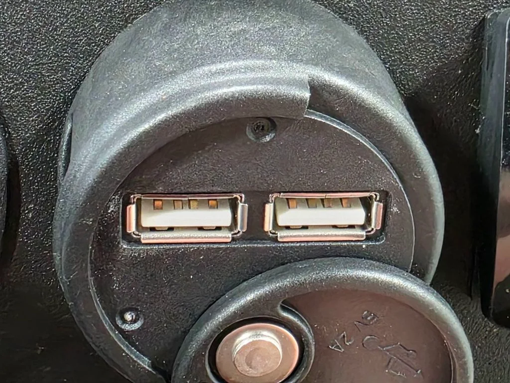 2026 E-Z-GO RXV VALOR 4 S+ photo 17