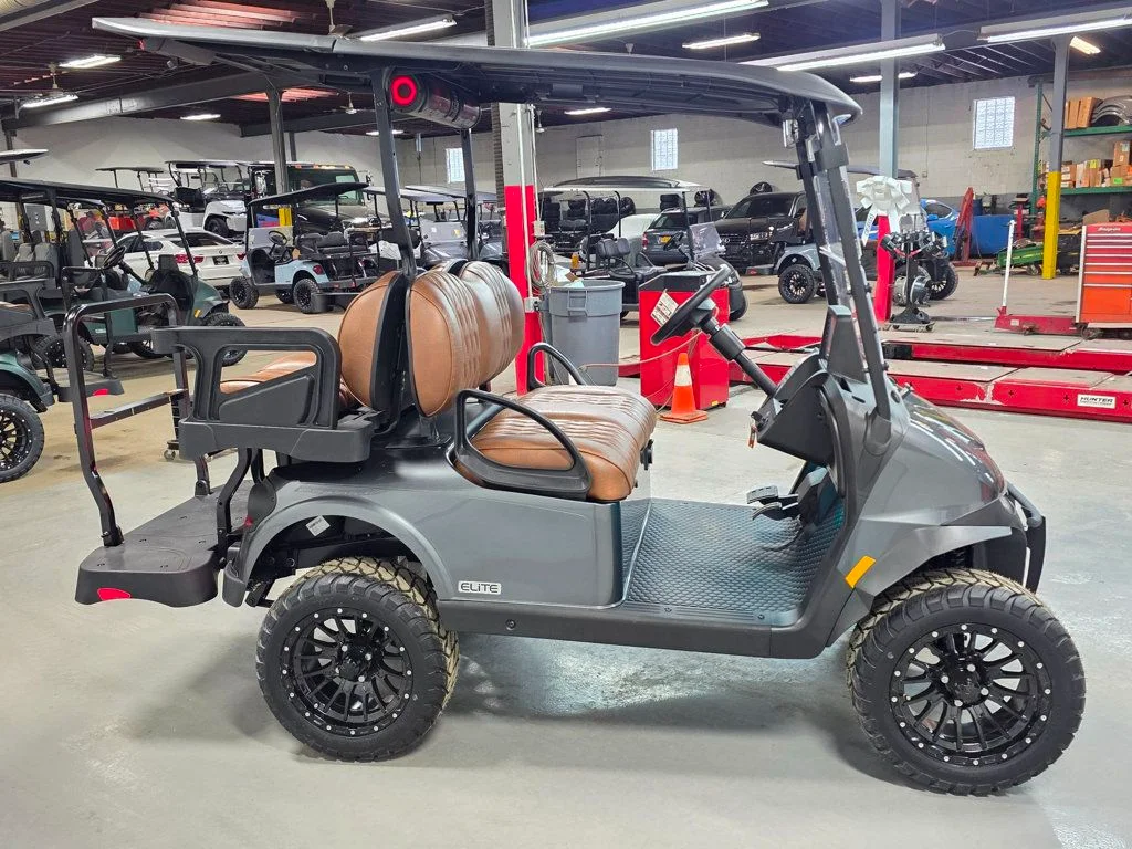 2026 E-Z-GO RXV ELiTE Lithium photo 7