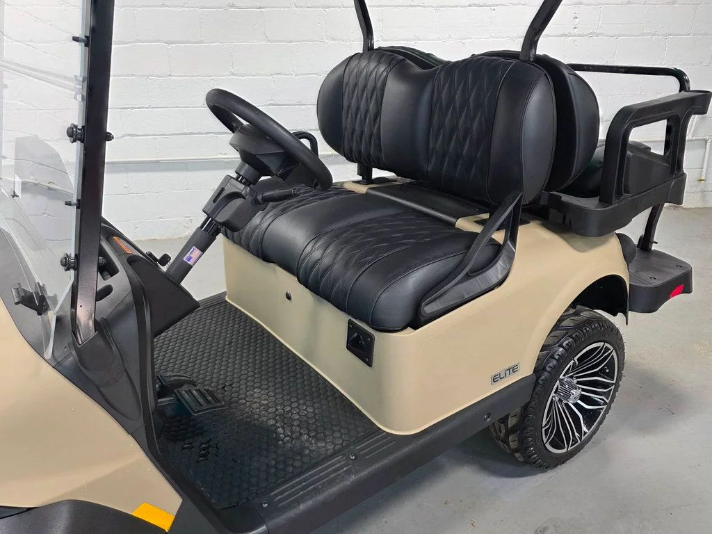 2026 E-Z-GO RXV ELiTE Lithium photo 11