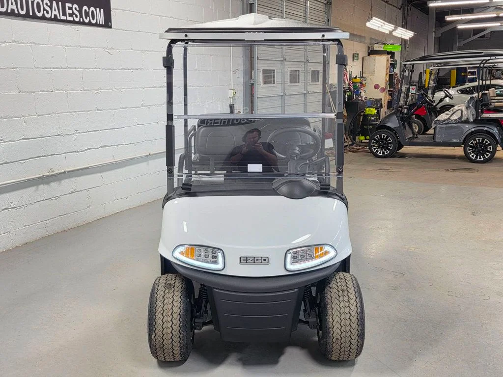 2020 E-Z-GO RXV ELiTE Lithium photo 4