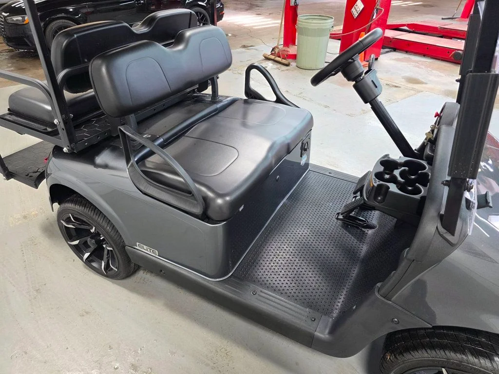 2020 E-Z-GO RXV ELiTE Lithium photo 23