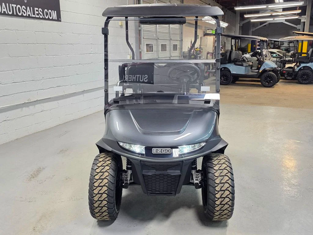 2026 E-Z-GO RXV ELiTE Lithium photo 3