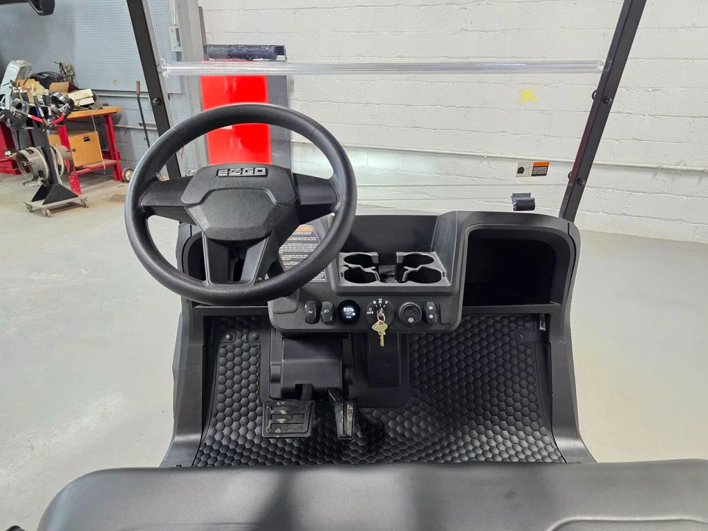 2026 E-Z-GO RXV ELiTE Lithium photo 11