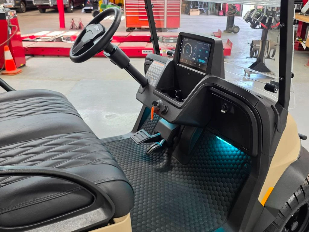 2026 E-Z-GO RXV ELiTE Lithium photo 27