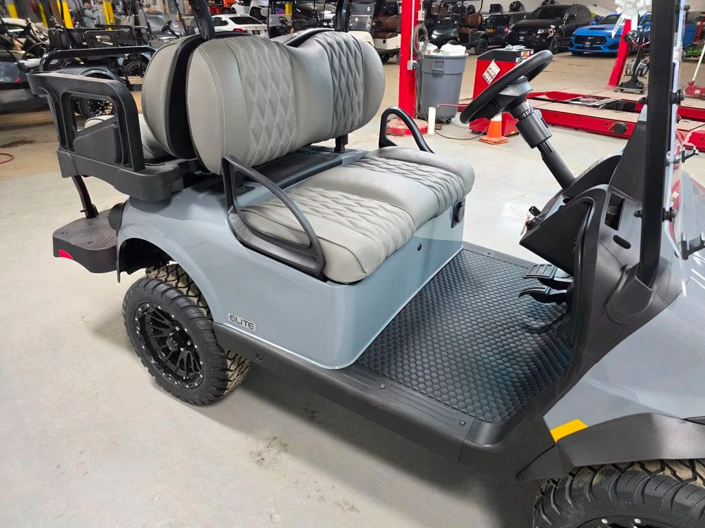 2026 E-Z-GO RXV ELiTE Lithium photo 29