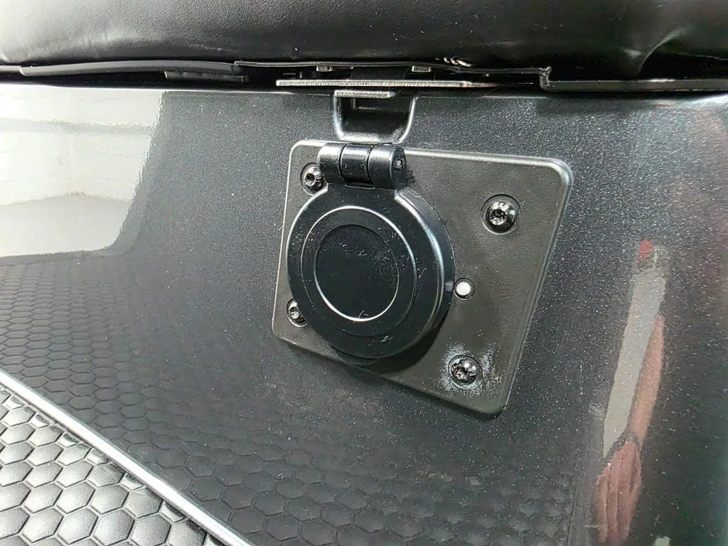 2026 E-Z-GO RXV ELiTE Lithium photo 14