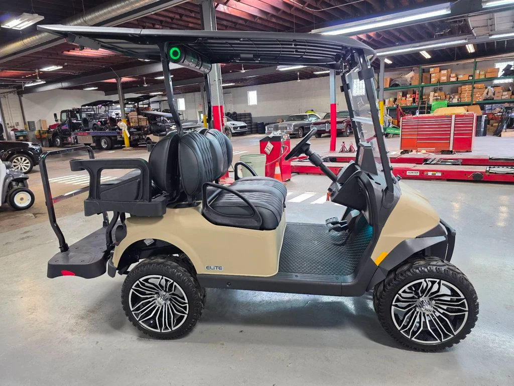 2026 E-Z-GO RXV ELiTE Lithium photo 5
