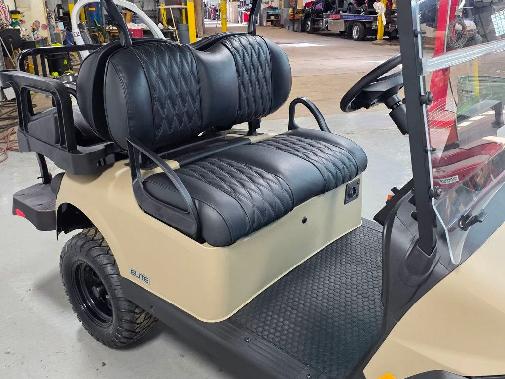 2026 E-Z-GO RXV ELiTE Lithium photo 26