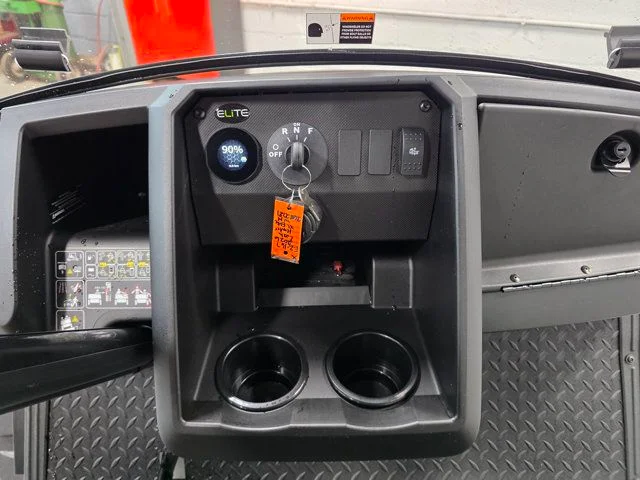 2026 Cushman Hauler photo 18
