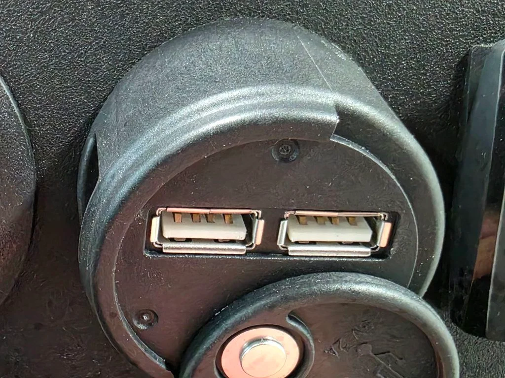 2026 E-Z-GO RXV ELiTE Lithium photo 18
