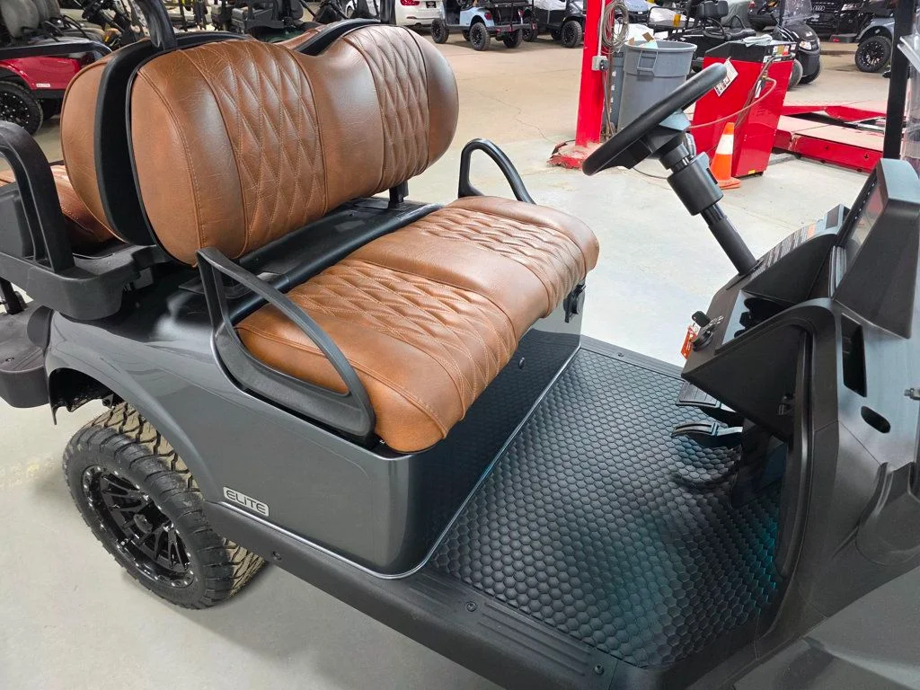 2026 E-Z-GO RXV ELiTE Lithium photo 27