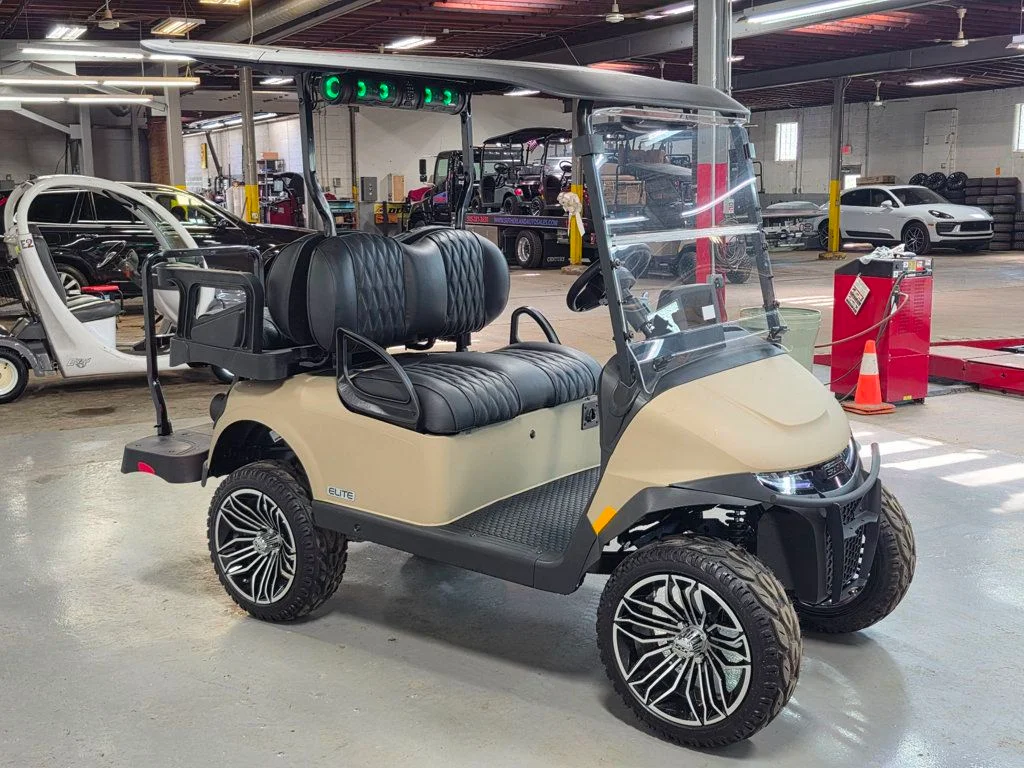 2026 E-Z-GO RXV ELiTE Lithium photo 4