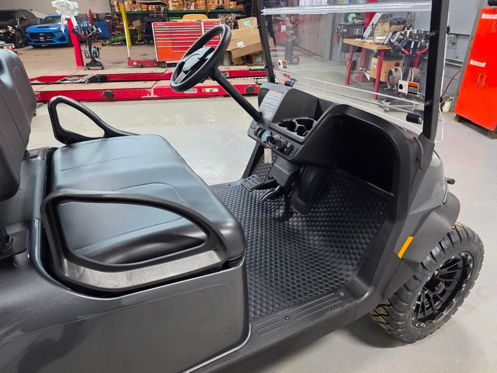 2026 E-Z-GO RXV ELiTE Lithium photo 25