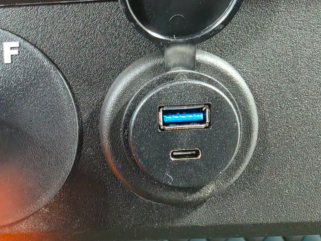 2026 E-Z-GO RXV ELiTE Lithium photo 21