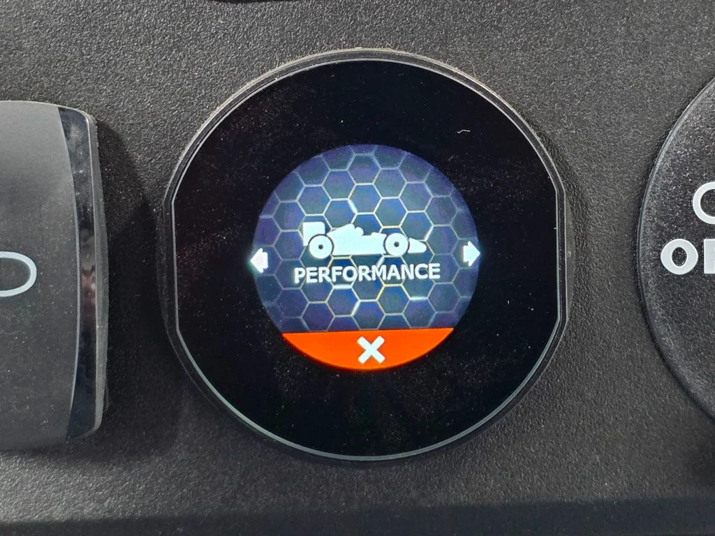 2026 E-Z-GO RXV ELiTE Lithium photo 22