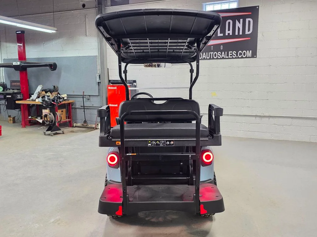 2026 E-Z-GO RXV ELiTE Lithium photo 8