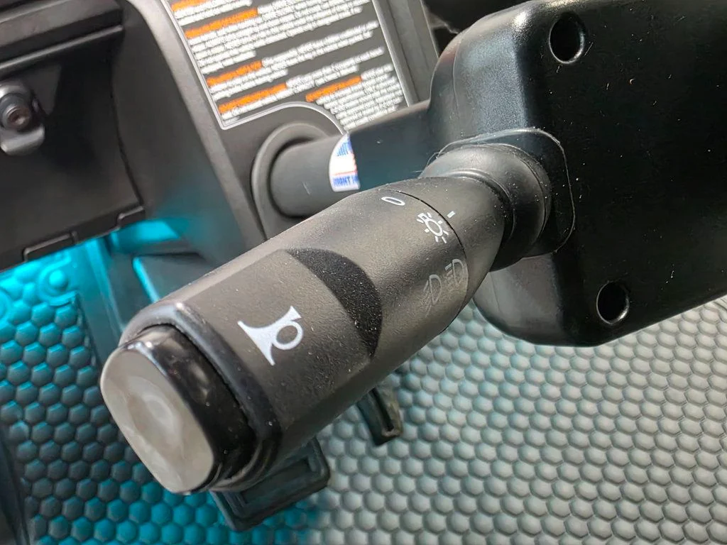 2026 E-Z-GO RXV ELiTE Lithium photo 12