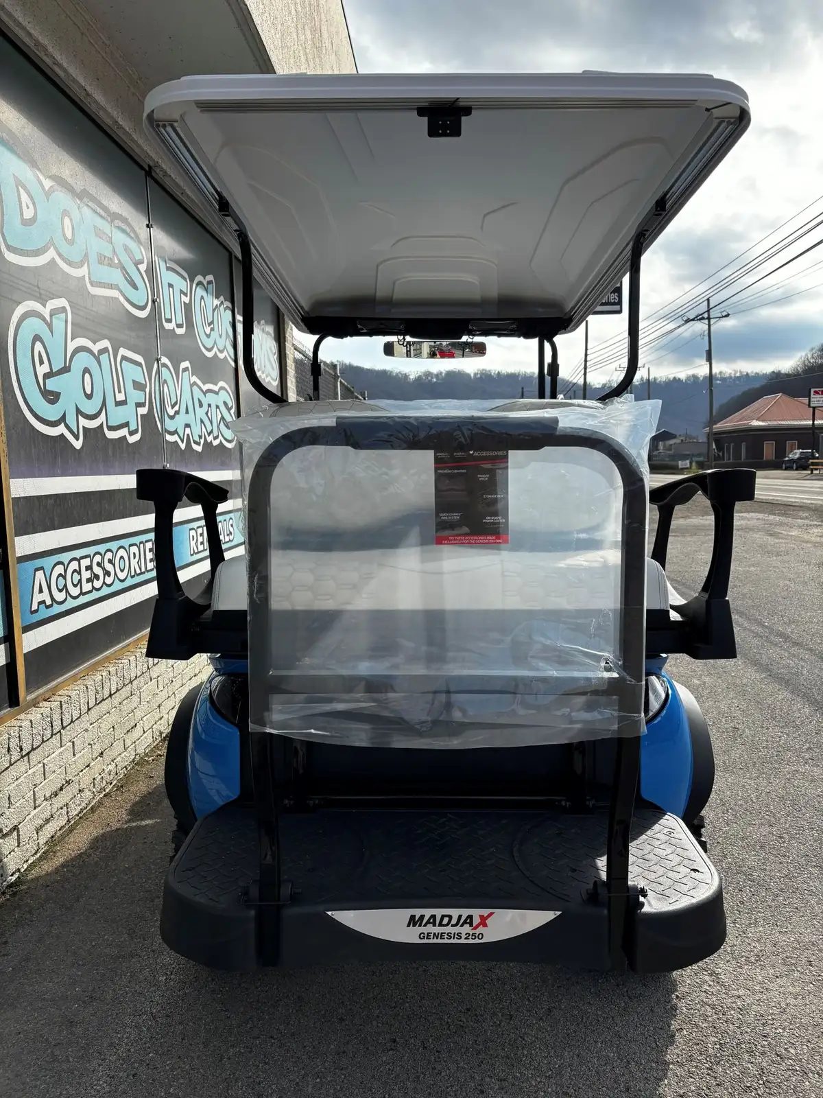 2024 Madjax X-Series Storm Lithium - 4 Passenger Lifted - Bolt Blue - 3150 Storm Lithium - 4 Passenger Lifted - Bolt Blue - 3150 photo 5