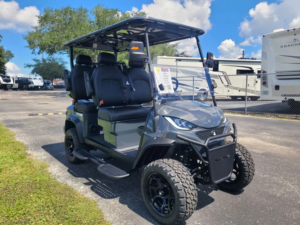 2027 ActivEV Pulse 4 Forward Lifted photo 1