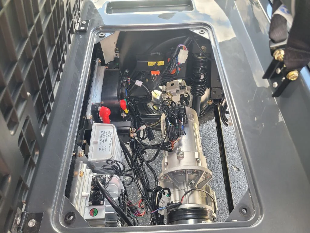 2027 ActivEV Pulse 4 Forward Lifted photo 16
