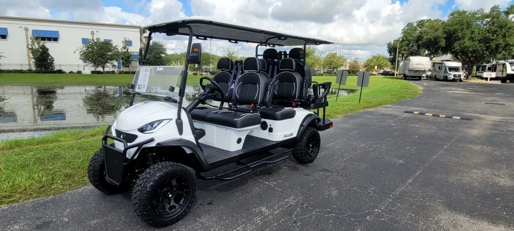 2027 ActivEV Pulse 6 Passenger Lifted photo 6