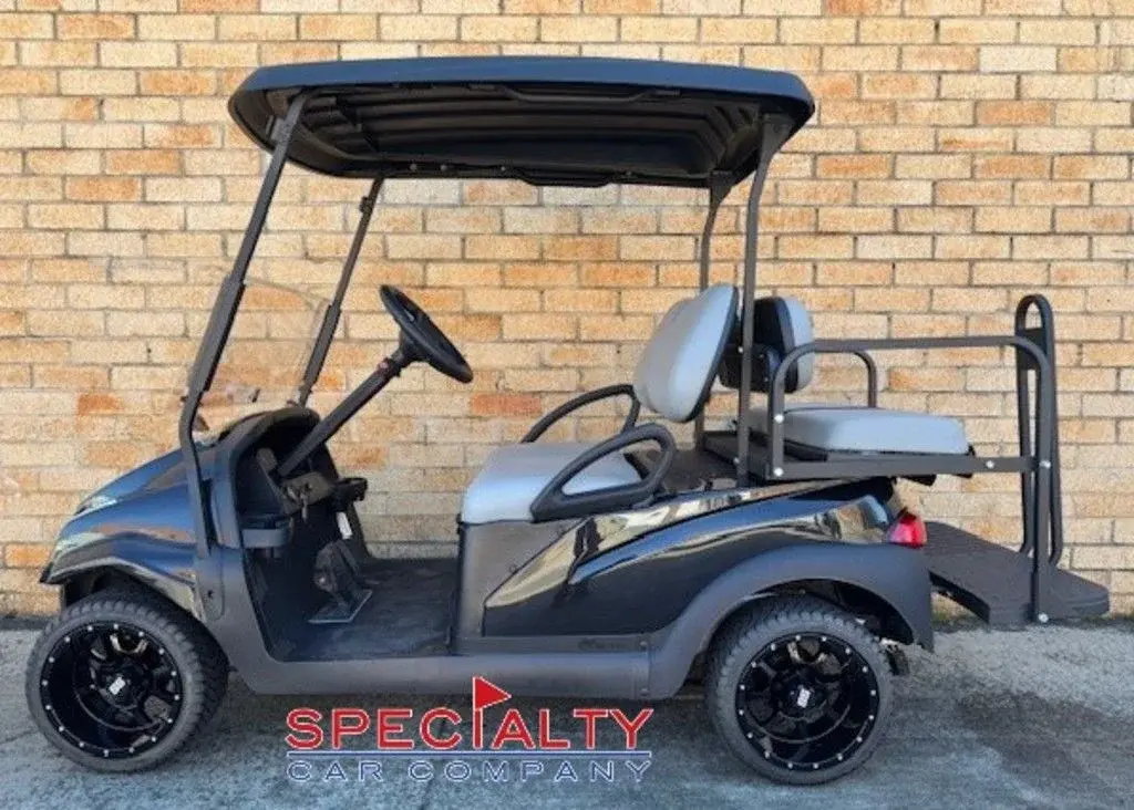 2015 Club Car Villager 4 photo 1