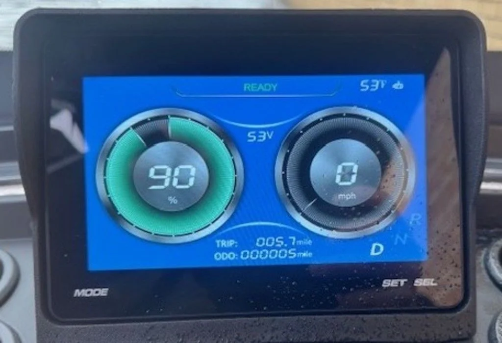 2026 Fusion 4 + 2 Passenger Lithium LSV photo 6