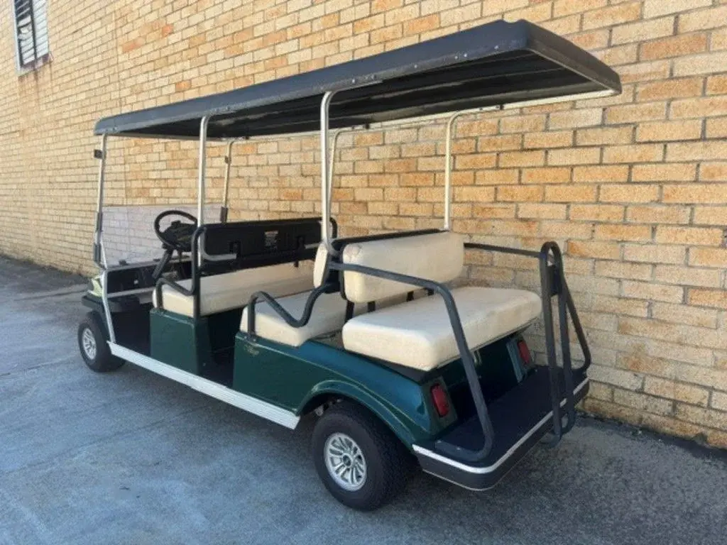 2018 Club Car Villager photo 3