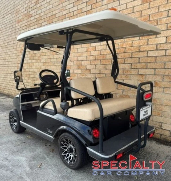 2018 Club Car Villager photo 3
