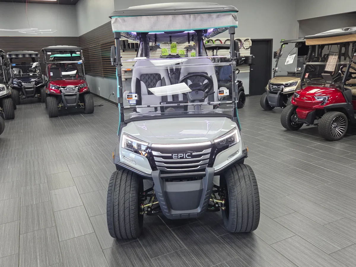 2026 Epic Carts E40FX photo 3