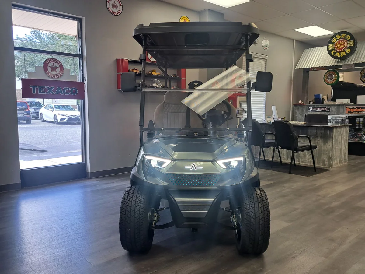 2025 Atlas Gen 2 6 Passenger Non Lifted 210AH photo 7