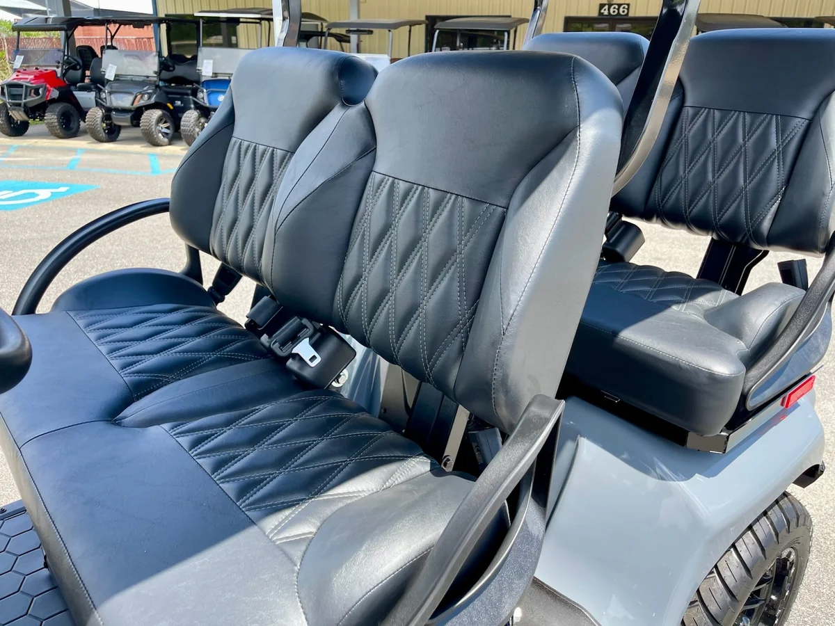 2026 E-Z-GO Liberty photo 2