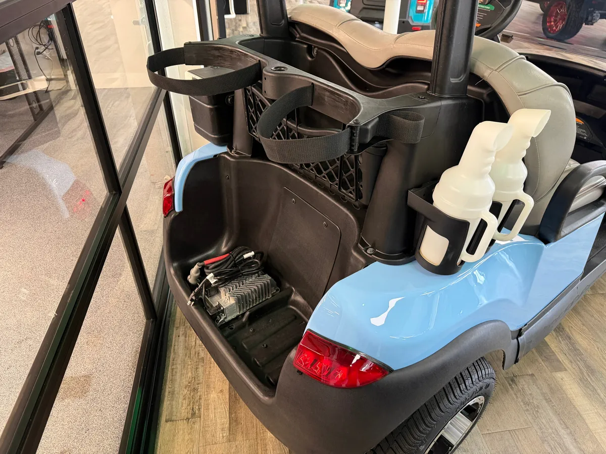 2023 Club Car Tempo 2+2 photo 6